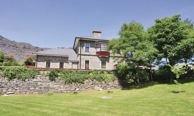 Rhiwbryfdir Casa | The Old Quarry Hospital - HW7677