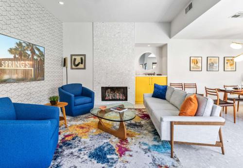 Palm Springs Casa | The Palm Springs Gem- Waverly Park Condo Monthly Stays