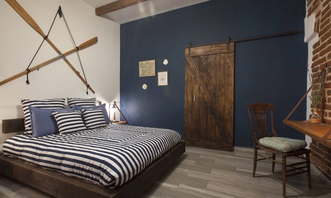 La Paz Hotel | The place with most vintage maritime atmosphere in an old house plenty of detail