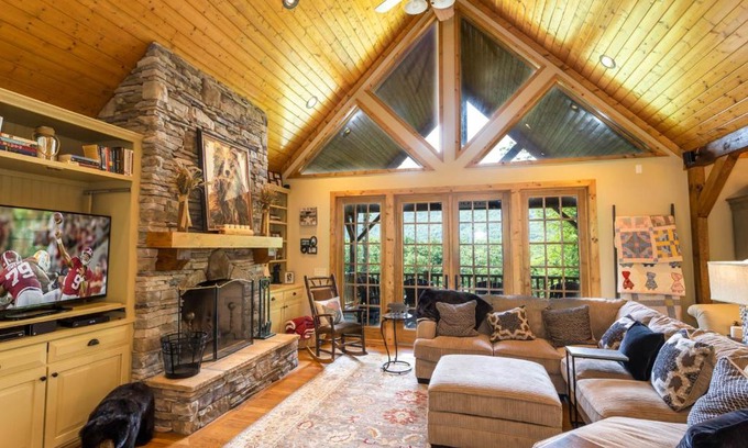 Boone Casa | The Ponderosa