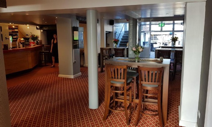 Chipping Sodbury Hotel | The Portcullis