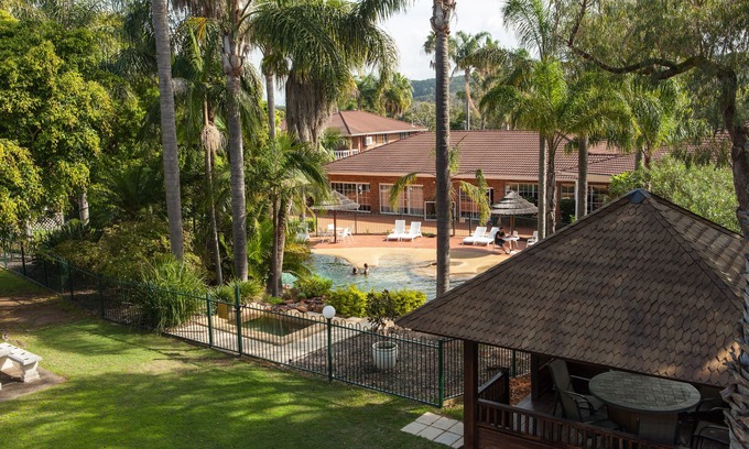 Forresters Beach Hotel | The Quarters, an Ascend Collection Hotel