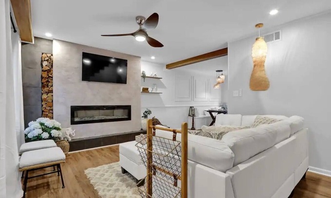 College Park Casa | The Retreat - 5 min to Airport & 15 min Downtown