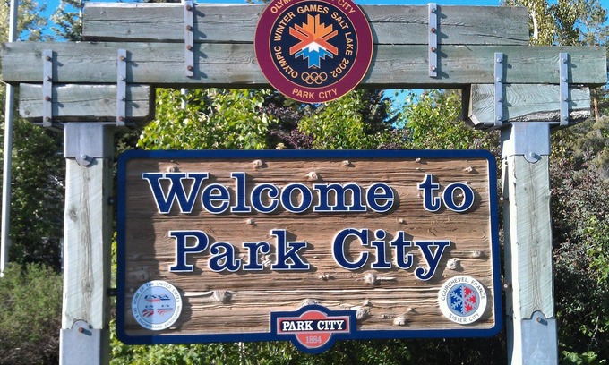 Kimball Junction Condominio | The Retreat- Vistas increíbles y ubicación; Esquí, cena, tienda y entretenimiento.