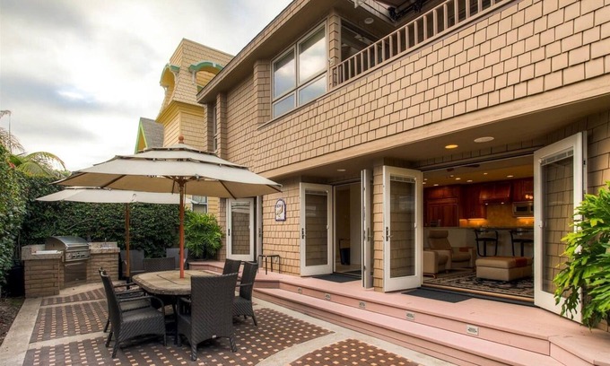 South Mission Beach Casa | The Ritzy Beachcomber - A / C, parques 4, gran patio privado y mucho más.