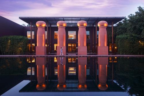 South West Complejo | The Roseate