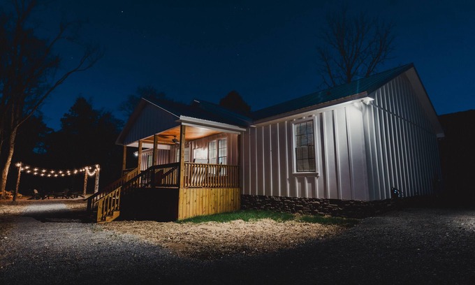 Chickamauga Casa | The Section House - a mountain retreat with incredible views near Chattanooga!