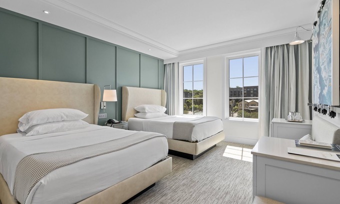 Clemson Hotel | The Shepherd Hotel Downtown Clemson