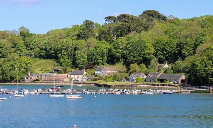 Helford Hotel | The Shipwrights Arms