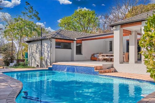 Greater Johannesburg Metropolitan Area Villa | The Stirling
