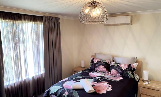 Castletown Casa | The Sundowner