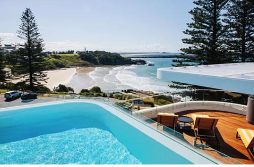 Yamba Hotel | The Surf Yamba