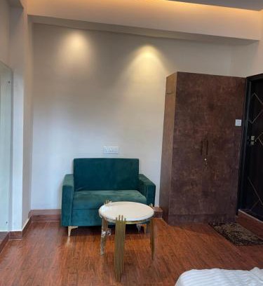 Pulikeshi Nagar Apartamento | The Taaj Inn