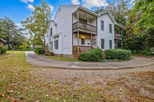 Terry Sanford Apartamento | The Terry Sanford Guest House Apt C