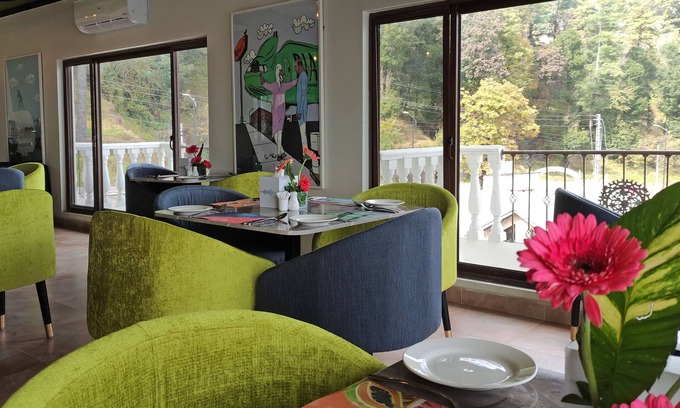 Murree Hotel | The Vibe By Ambiance