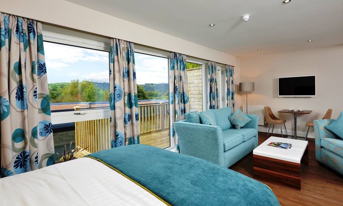 Woolley Moor Hotel | The View at The White Horse Woolley Moor