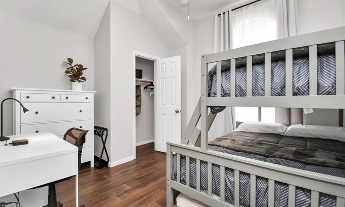 Alden Bridge Casa | The Woodlands-King Casa Bosque Luxury Retreat