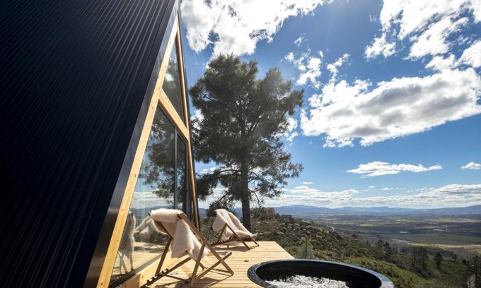 Belmonte Chalet De Esquí | TheVagar - Glamping Mountain Shelters