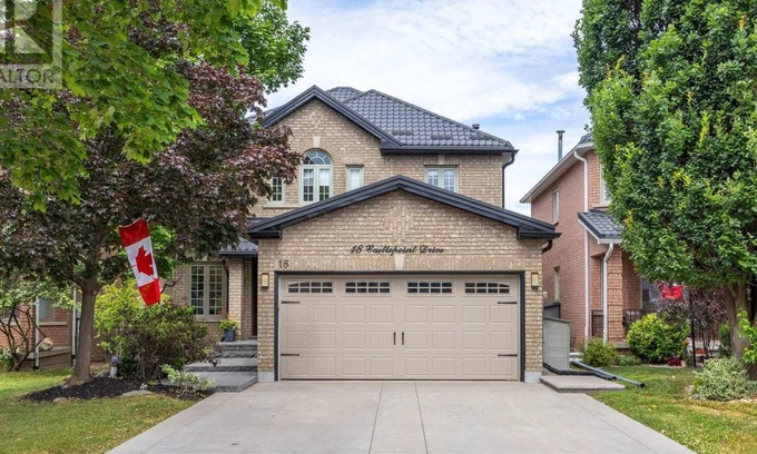 Vaughan Casa | This A+ Home Features 3,000 Square Feet Of Living Space!