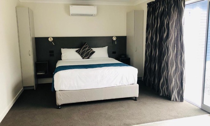Waipukurau Hotel | Thornton Lodge Motel