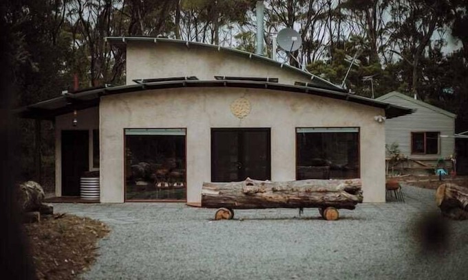 Southern Casa | Three Little Pigs - Main House