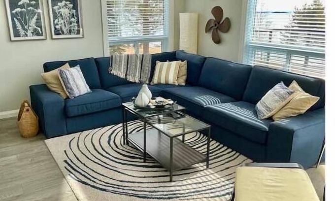 Neebing Casa | Three Sisters Keep on Lake Superior - Right on the water, with panoramic views!