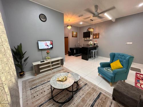 Tanah Merah Casa | Tok Wan's Studio Homestay