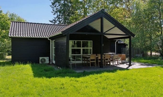 Skygge Casa | "Tomine" - 40km to the fjord by Interhome