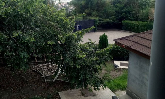 Nakuru Hotel | Top Cliff