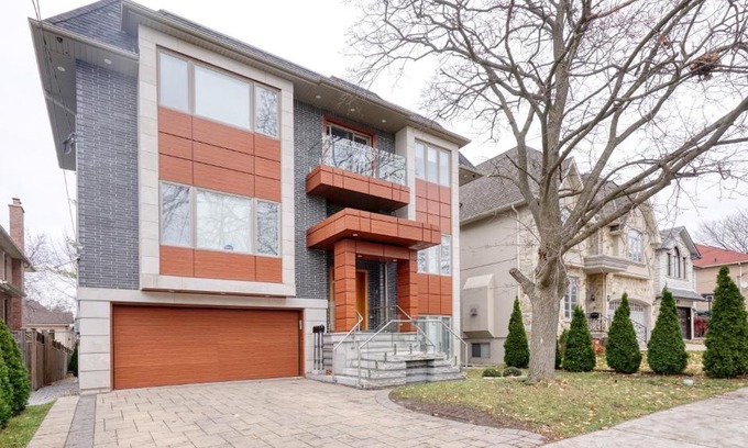 Willowdale Casa | Toronto Modern House guest room