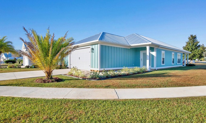 Foley Casa | Touchdown Hideaway! Beach/OWA/Sports/Shopping