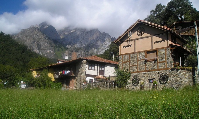 Potes Chalet De Esquí | CHALET TURISTICO " EL ALAMO " PICOS DE EURPA.