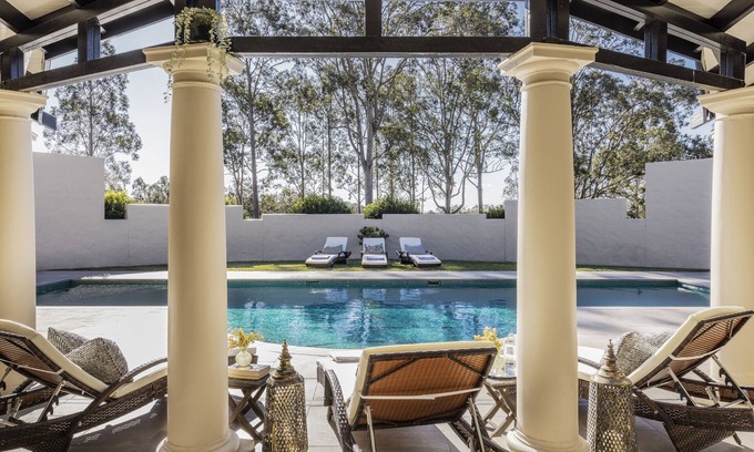 Pokolbin Hotel | Tower Lodge