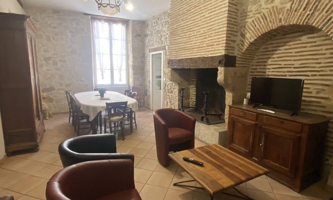 Casteljaloux Casa | Town house 10 persons