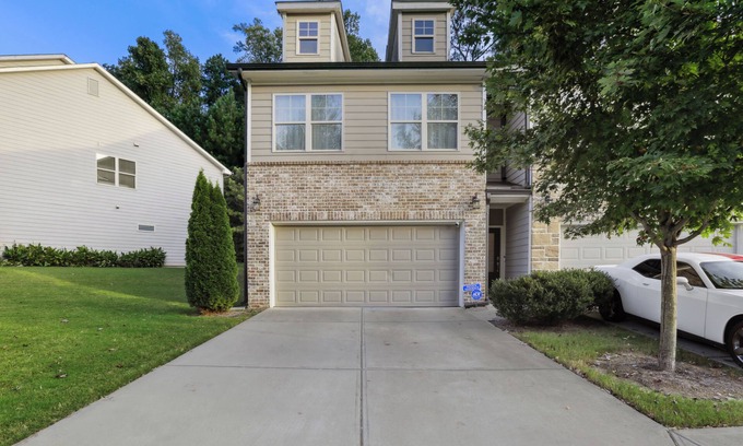 Church Street Casa | Townhome in Atlanta