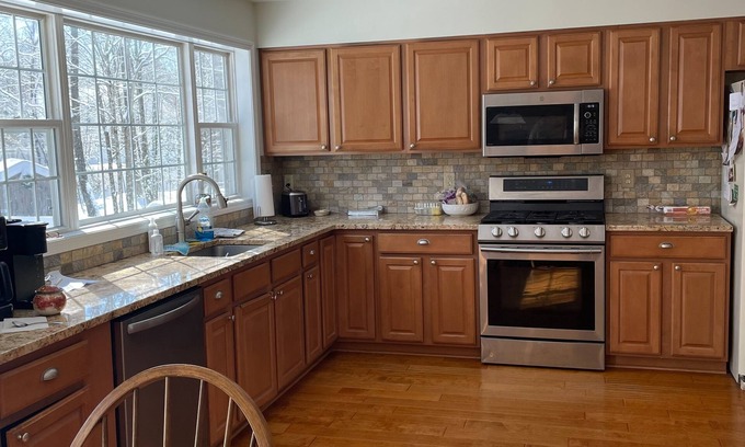 Gansevoort Casa | Track Retreat. Minutes to the Saratoga Race course, Saratoga Springs