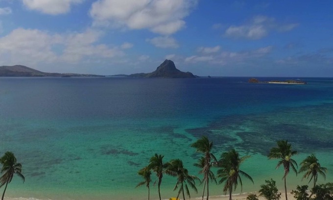 Navotua Cabaña | Bure tradicional frente al mar en la auténtica aldea de Yasawa