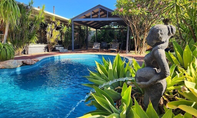 Gooseberry Hill Cabaña | Tranquil Gumnut Cottage, close to Airport.