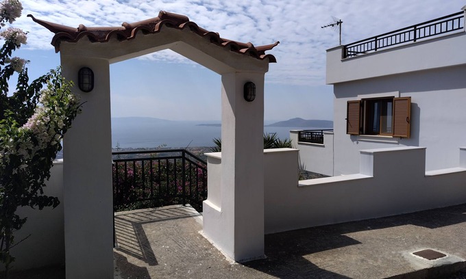 Voia Casa | Tranquil house in hillside Greek village with panoramic sea views!