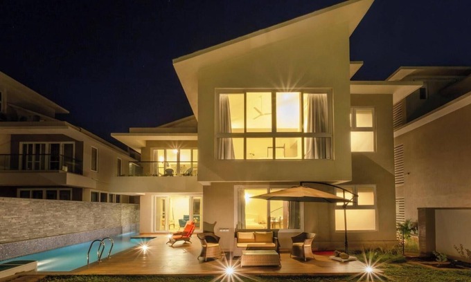 Anjuna Villa | Tranquil villa with 4 bedrooms and WiFi, AC in Anjuna, North Goa