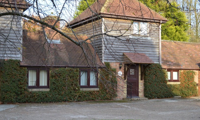 St Leonards-On-Sea Cabaña | Tranquilo, bien equipado de cuatro estrellas en el histórico Cottage '1066 País'