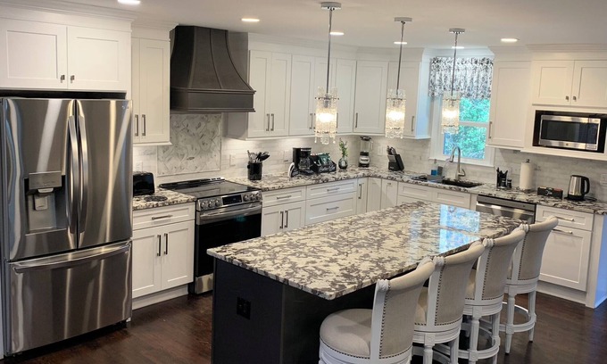 Travelers Rest Casa | Travelers Rest Treasure - Pets Welcome Sleeps 8 - 3 Bedroom 2 Bath