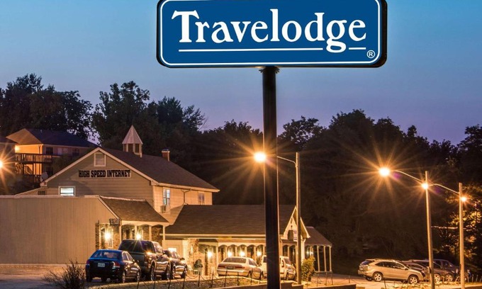 Platte City Hotel | Travelodge by Wyndham Airport Platte City