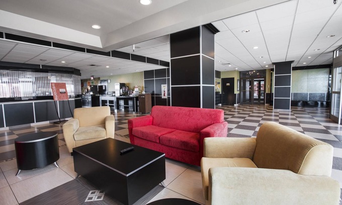Avenel Hotel | Travelodge by Wyndham Avenel Woodbridge