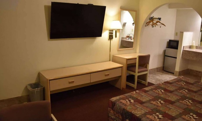 Farmington Hotel | Travelodge by Wyndham Farmington