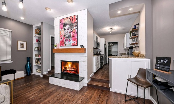 Tremont Casa | Treasure in Tremont! Sleeps 12!