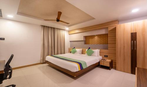 Chennai Hotel | Treebo Golden Swan Pammal