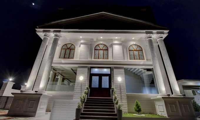 Chikkamagaluru Hotel | Treebo The Meridian