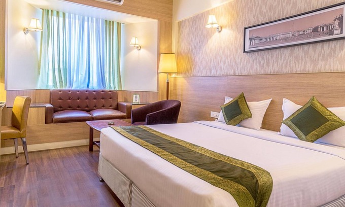 Pimpri - Chinchwad Hotel | Treebo Tryst Grand Emerald