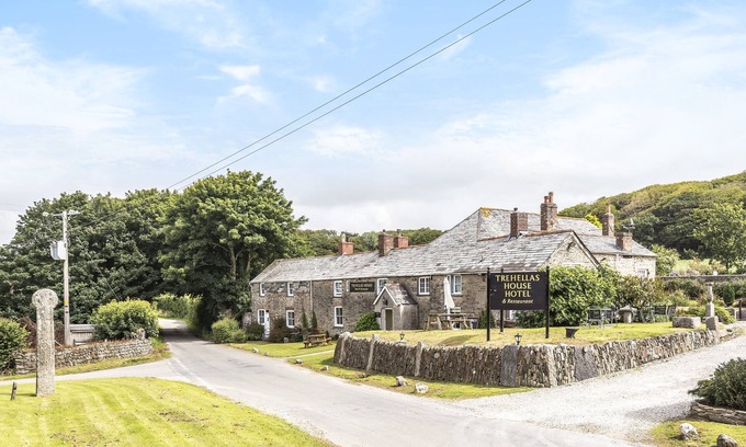 Washaway Hotel | Trehellas House Hotel and Courthouse Restaurant